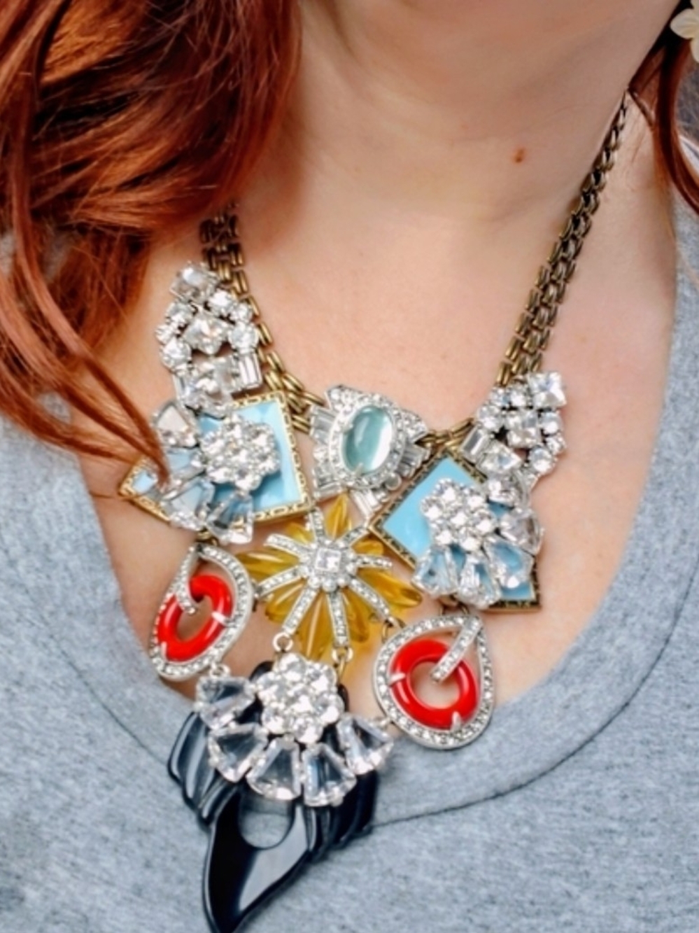 Statement Multicolor Crystal And Coral Bib Necklace - Women Jewelry - Picture 7 of 8